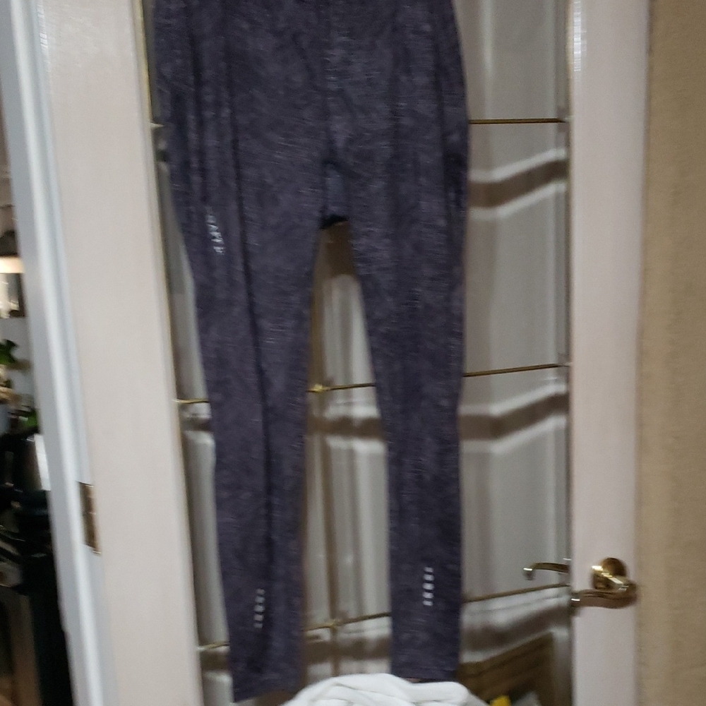Craft Brand Lightweight Yoga Pants. Size XL